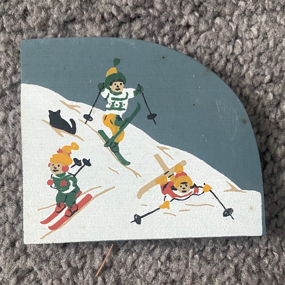 The Cats Meow Vintage Skiing Scene
